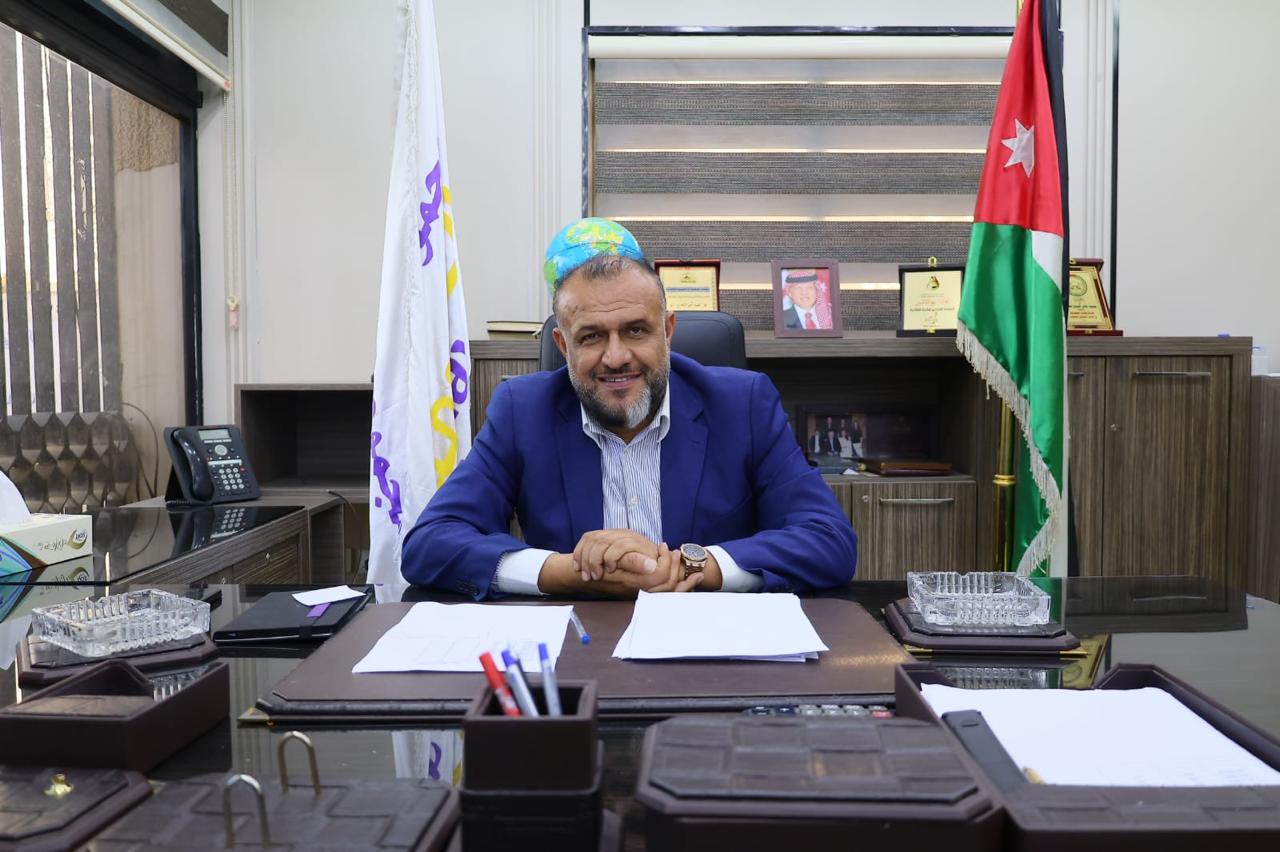 Madar Al-Saa Images 0.3112903728211095