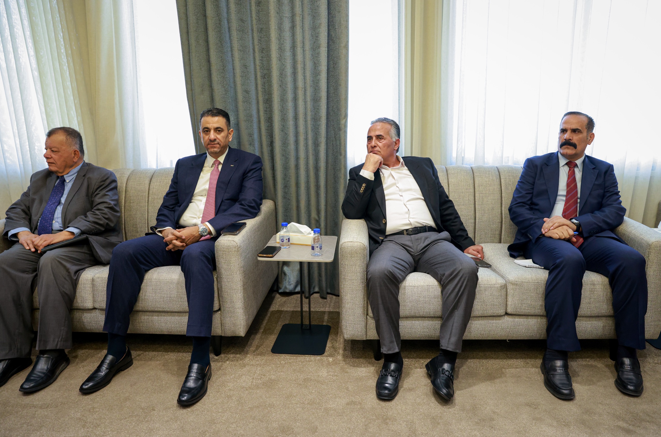 Madar Al-Saa Images 0.513331539523517