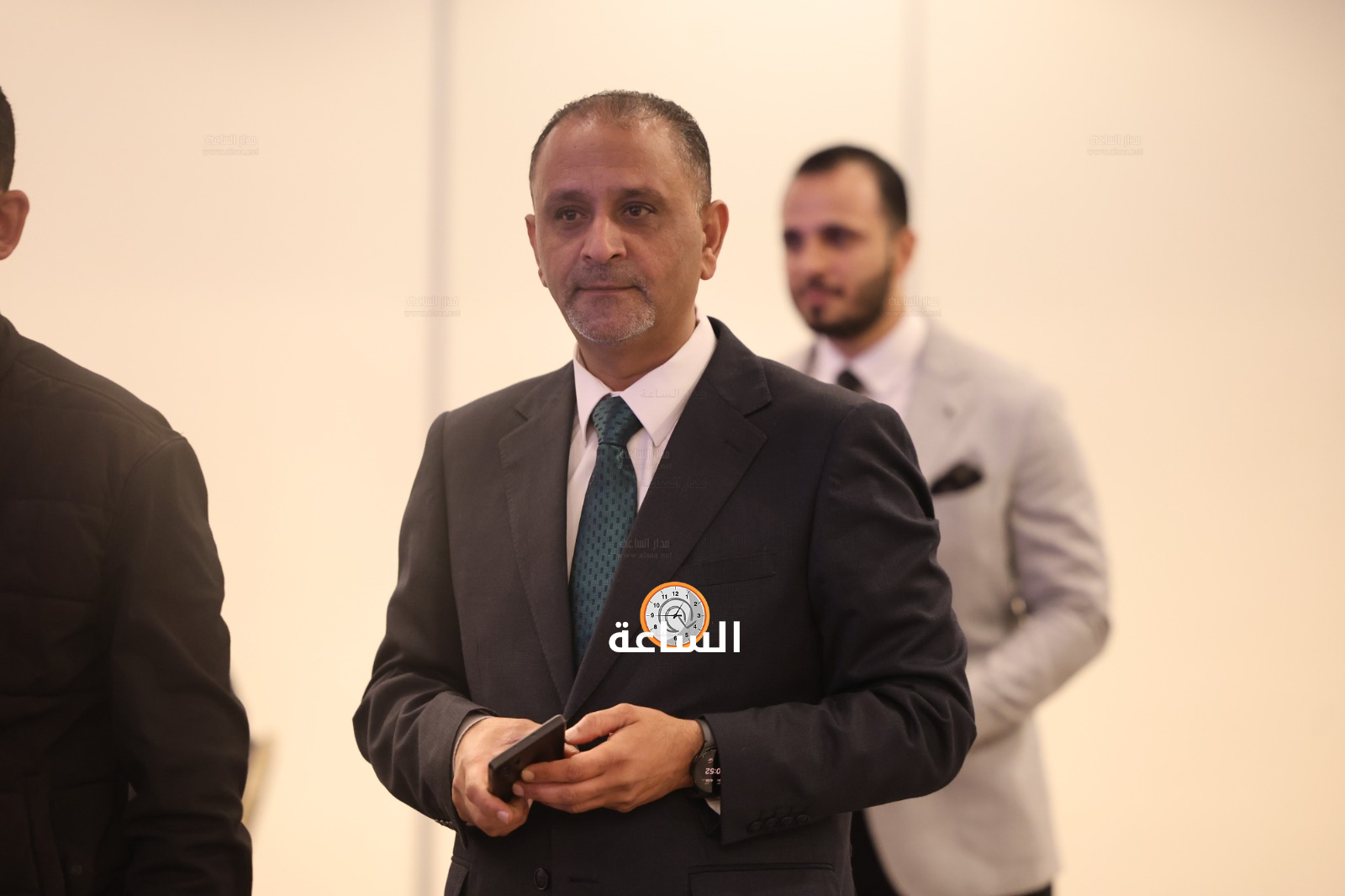 Madar Al-Saa Images 0.8612801015894107