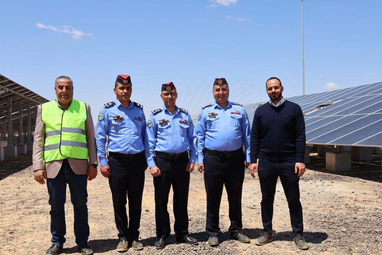 Madar Al-Saa Images 0.30052150186812476