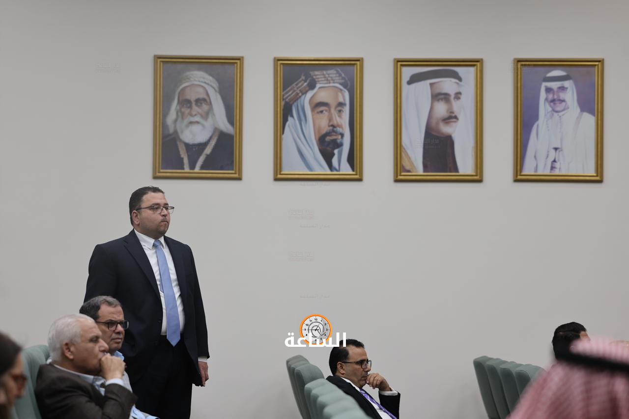 Madar Al-Saa Images 0.9035326711134837