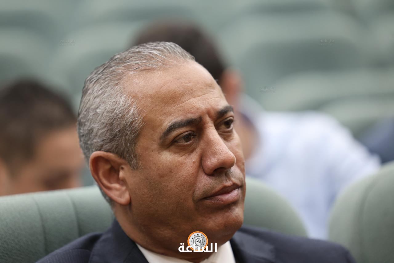 Madar Al-Saa Images 0.8310603048700926