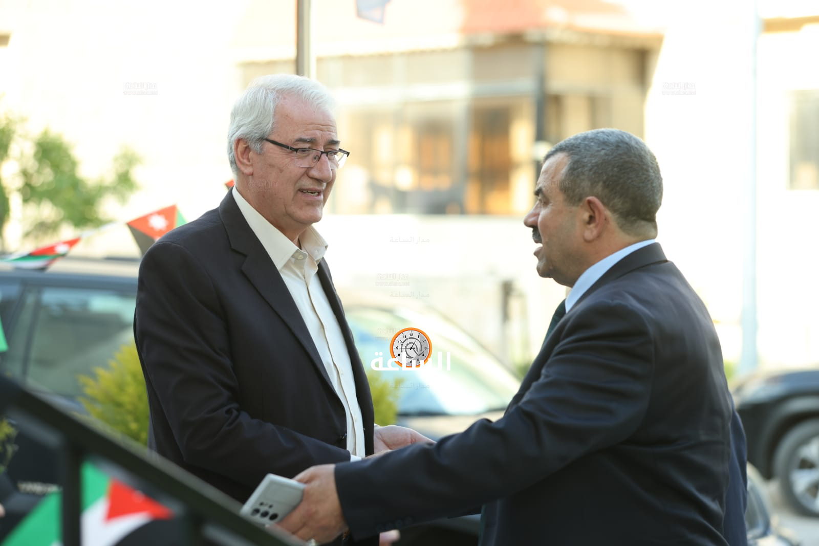 Madar Al-Saa Images 0.6095849819513435