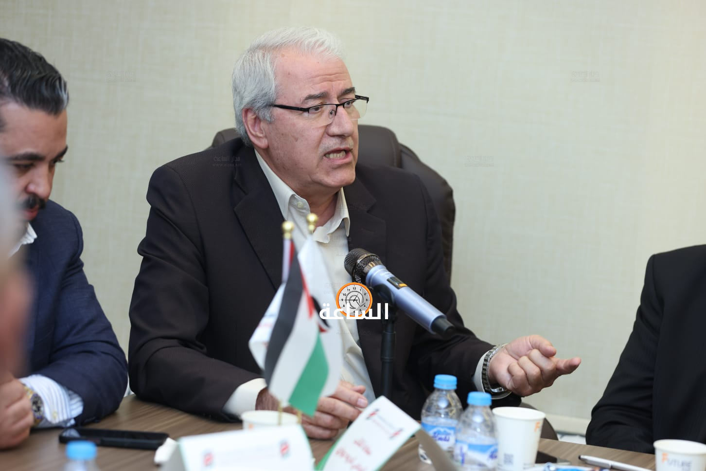 Madar Al-Saa Images 0.46624547980044495