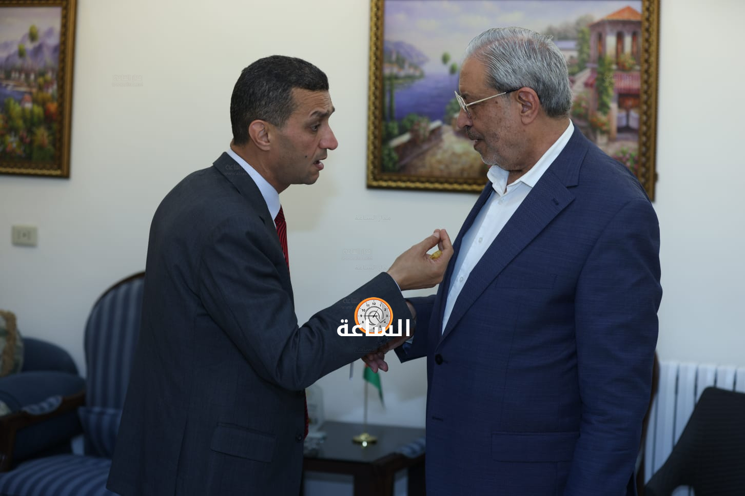 Madar Al-Saa Images 0.6369404014525113