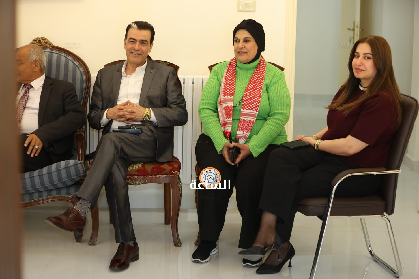 Madar Al-Saa Images 0.8740689465429182