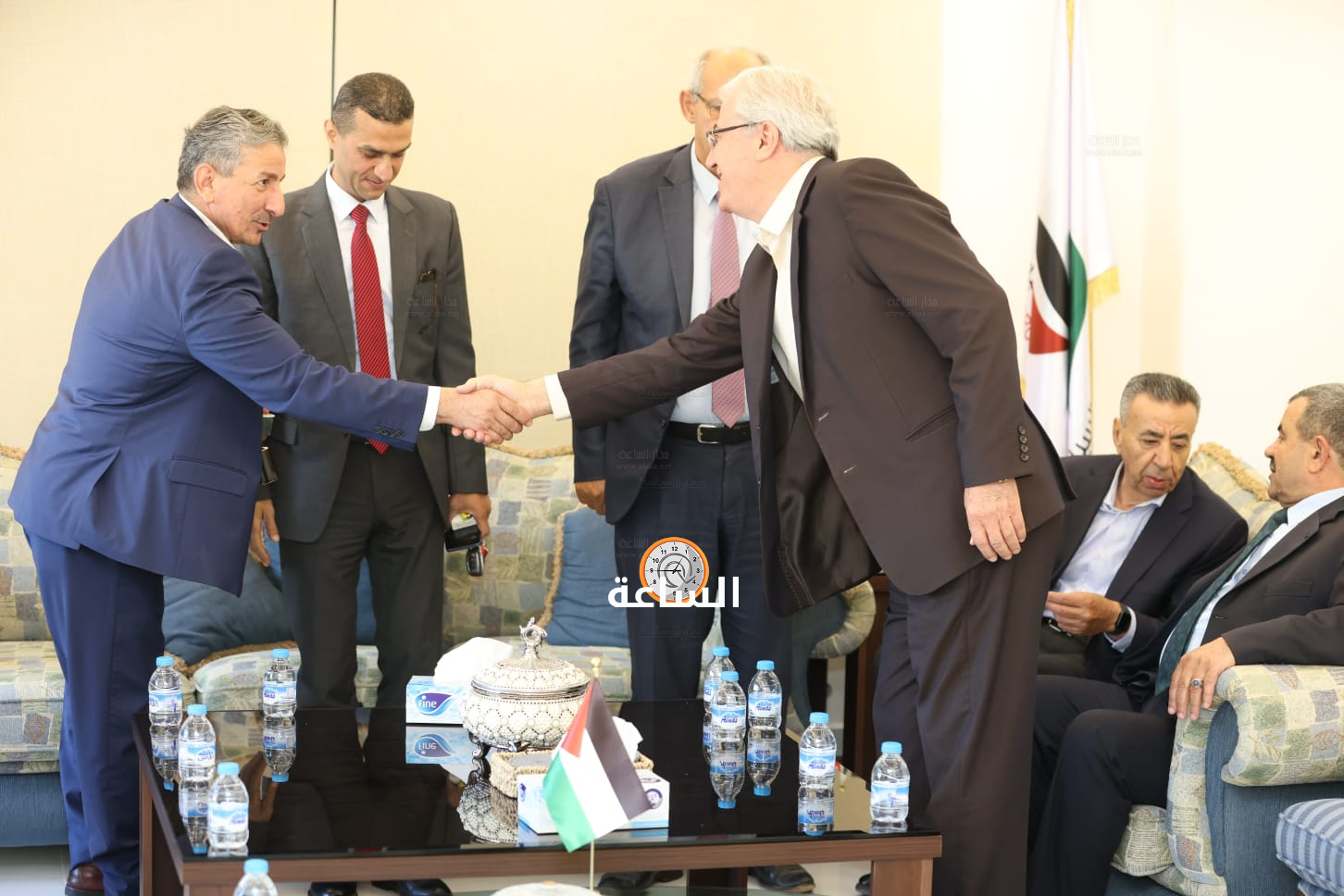 Madar Al-Saa Images 0.47414352348584454