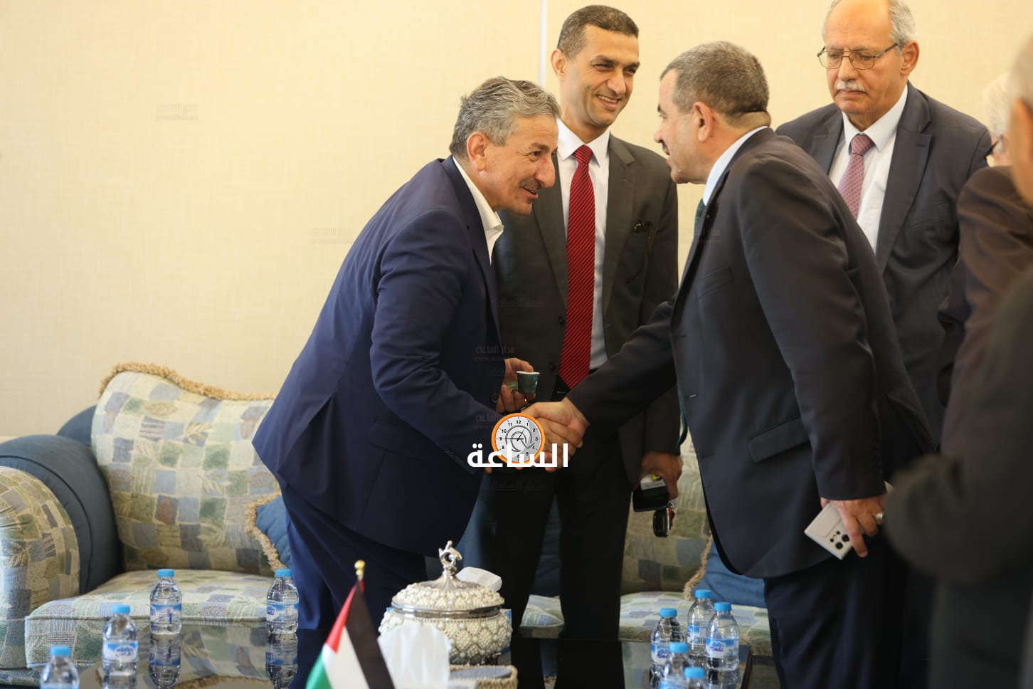 Madar Al-Saa Images 0.39755333997480047