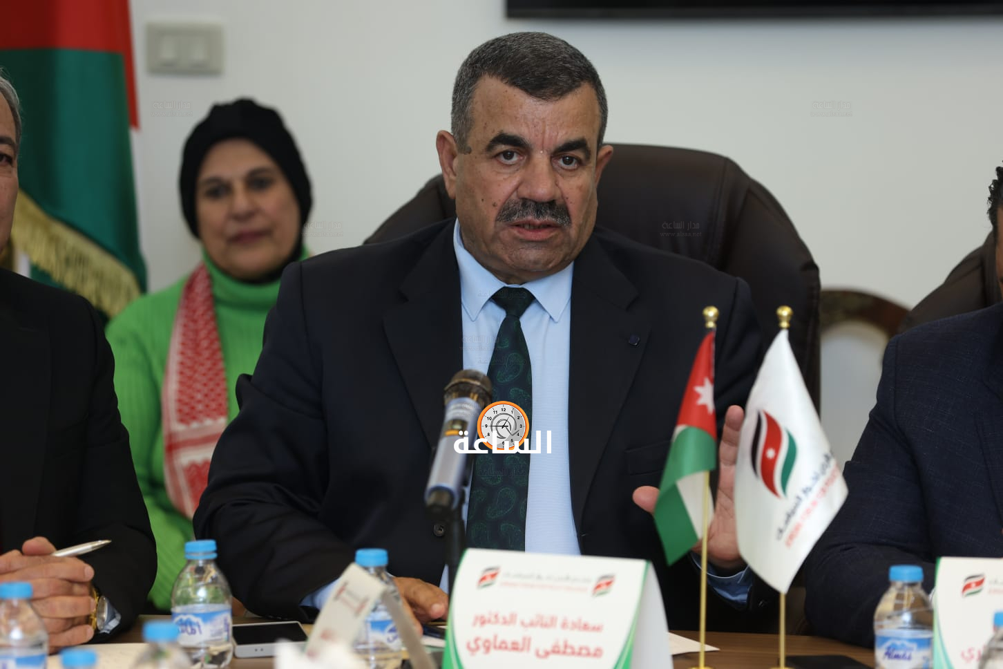 Madar Al-Saa Images 0.45654778113039085