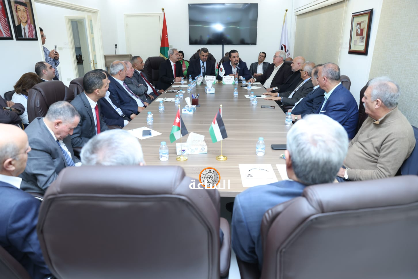 Madar Al-Saa Images 0.5615982719329013