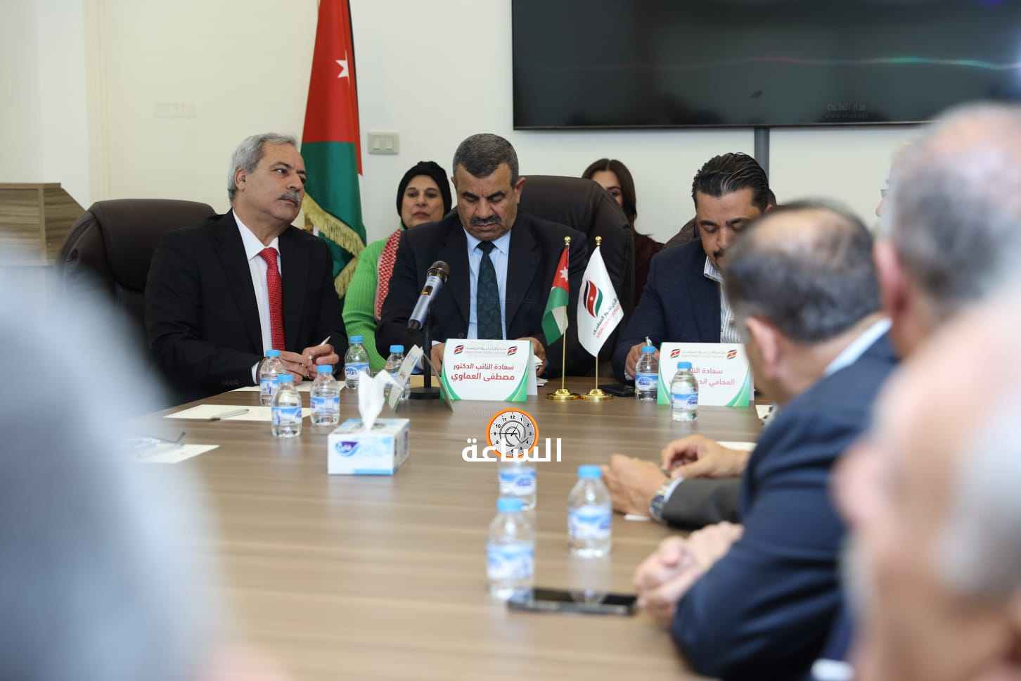 Madar Al-Saa Images 0.9937349444584358