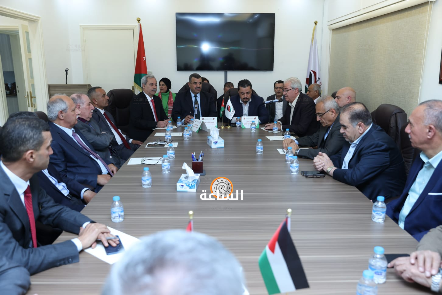 Madar Al-Saa Images 0.9117931440080091