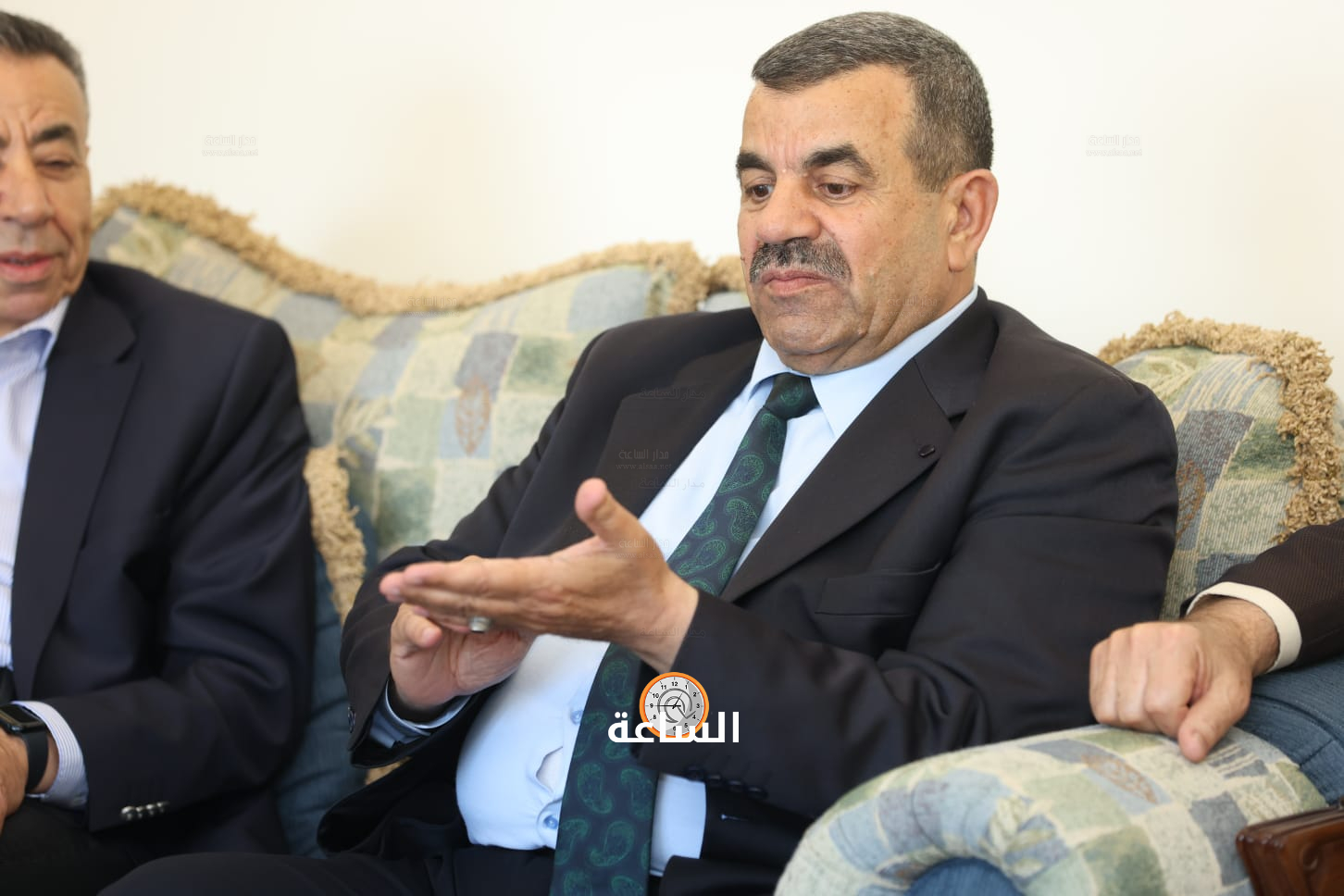 Madar Al-Saa Images 0.9452036027354319