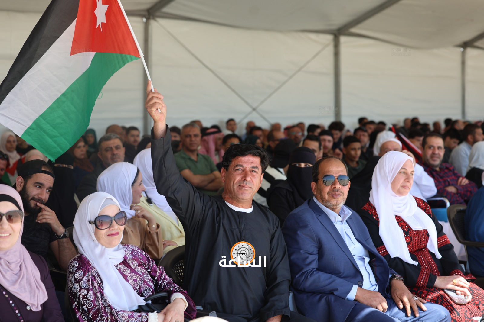 Madar Al-Saa Images 0.867657358242594