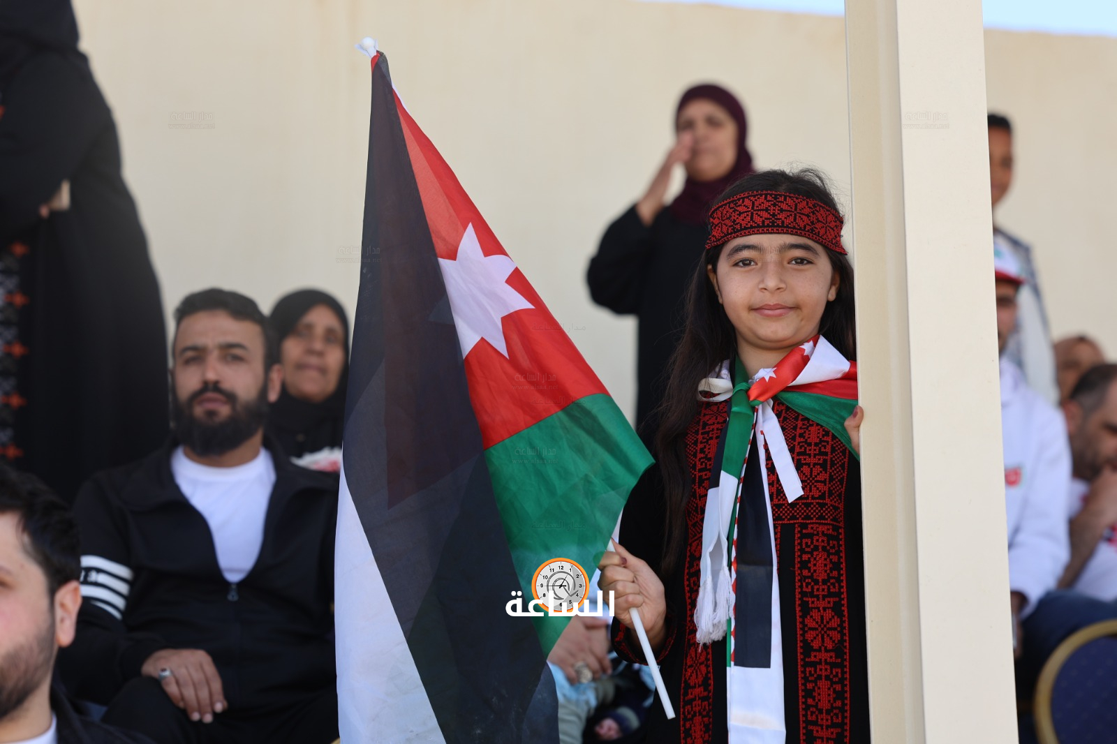 Madar Al-Saa Images 0.98787403702271