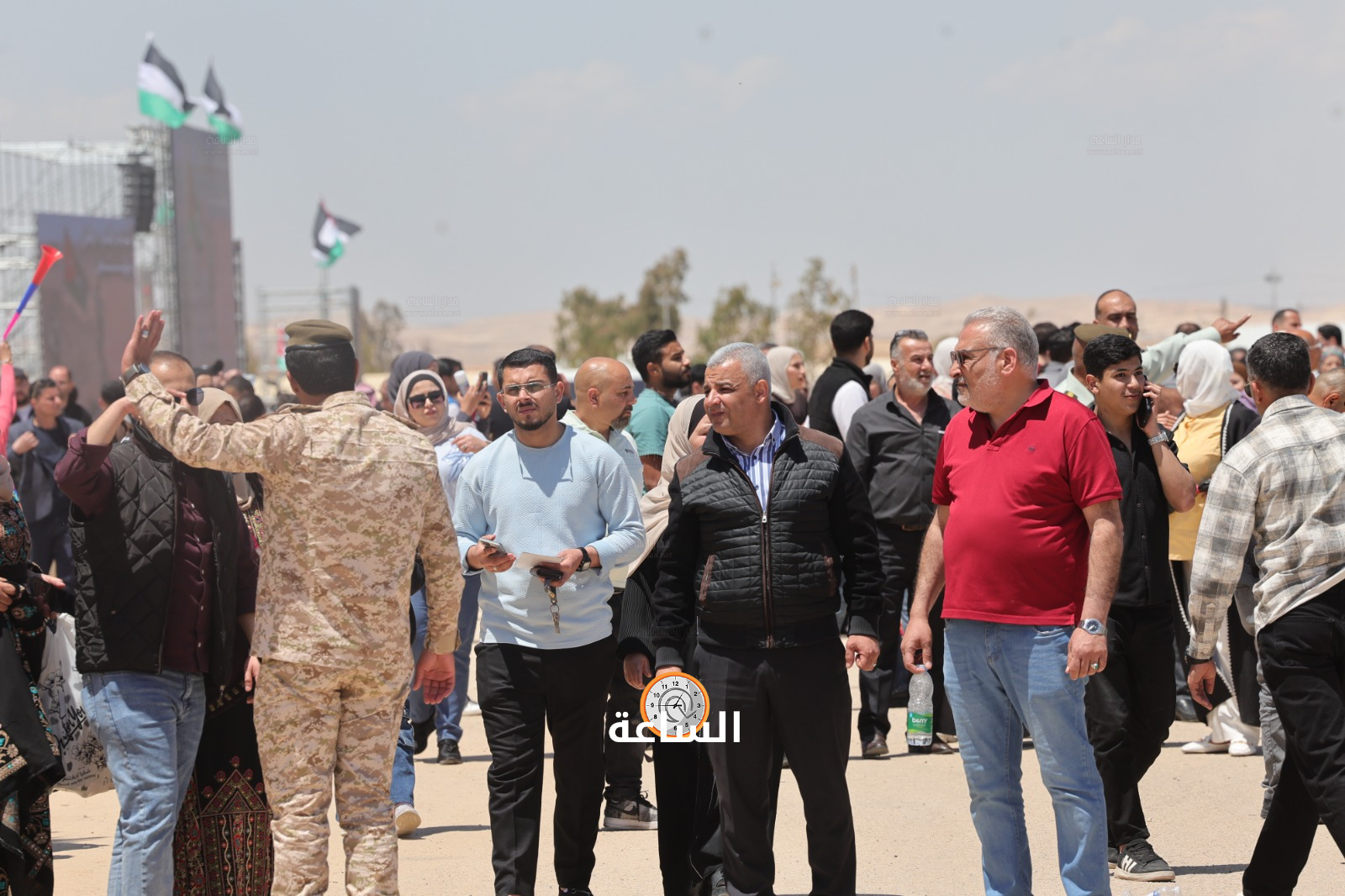 Madar Al-Saa Images 0.5883617295497521