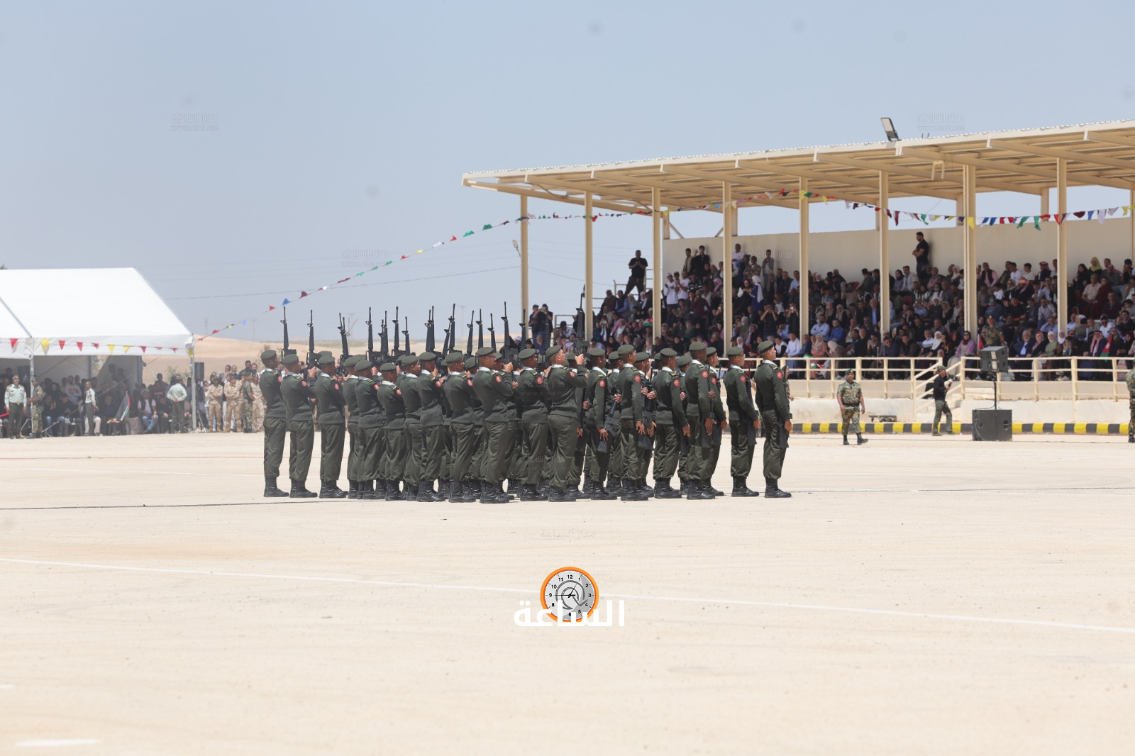 Madar Al-Saa Images 0.9847979684431499