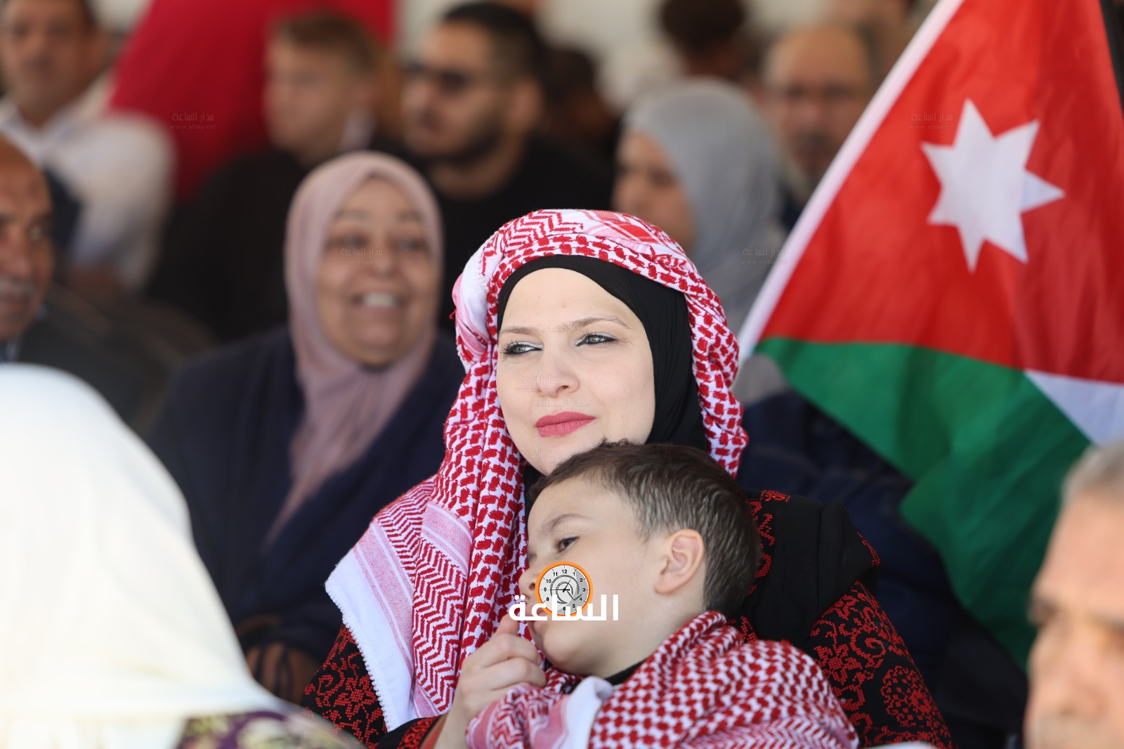 Madar Al-Saa Images 0.703648075662914