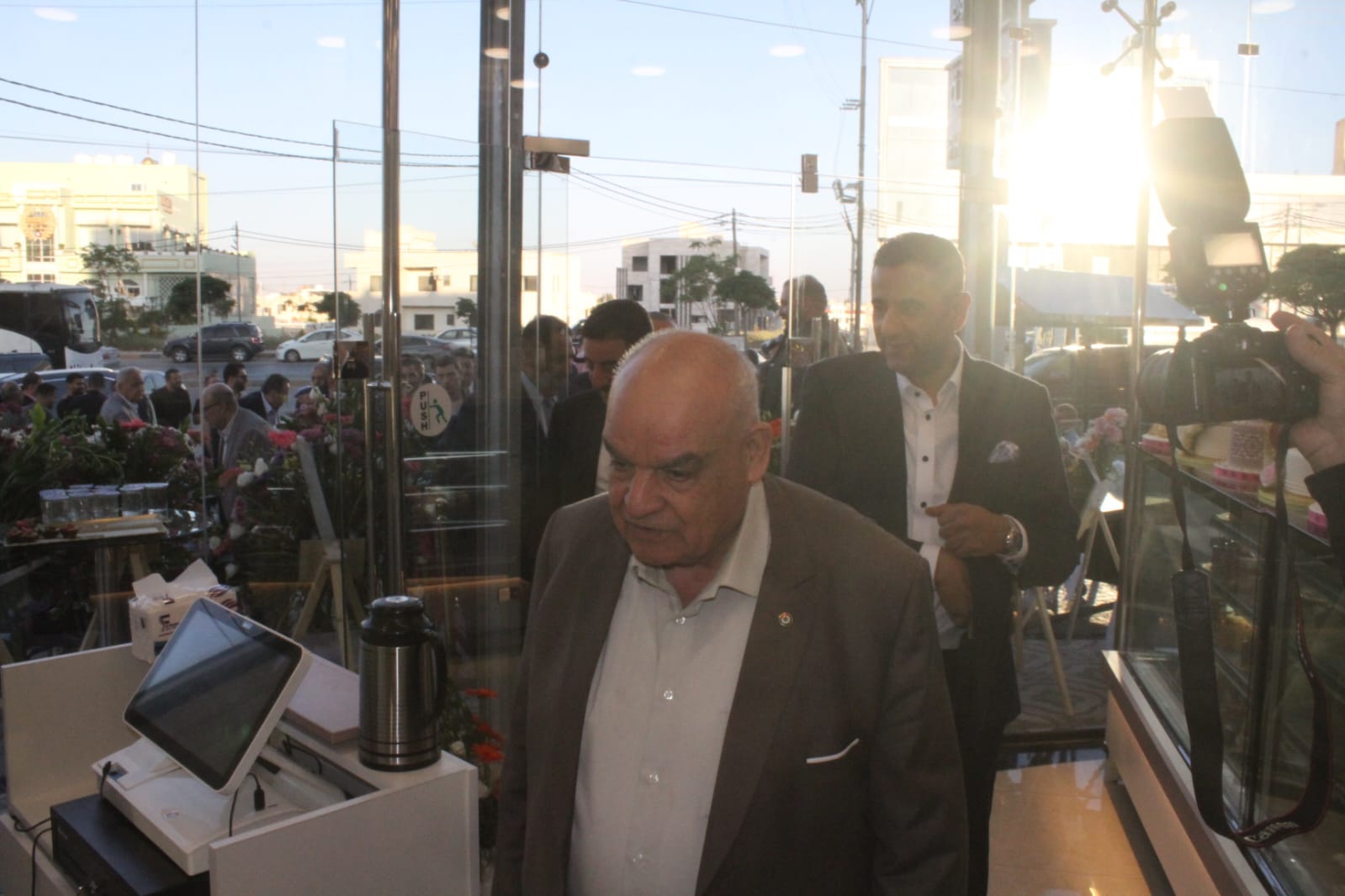 Madar Al-Saa Images 0.5183991840309198