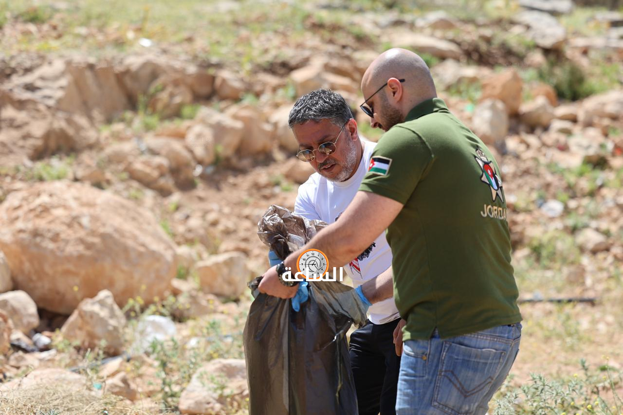 Madar Al-Saa Images 0.009508494617363694