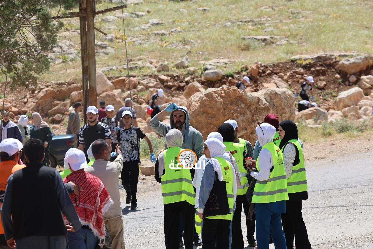 Madar Al-Saa Images 0.04357565733939428