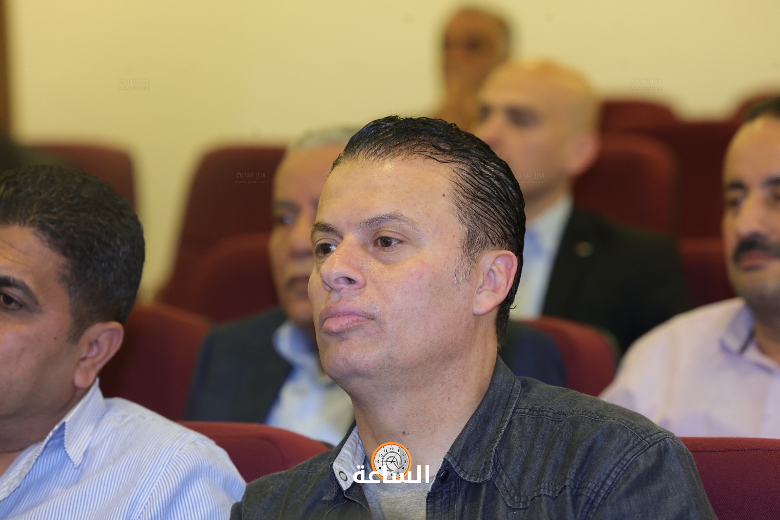 Madar Al-Saa Images 0.7648436675014344