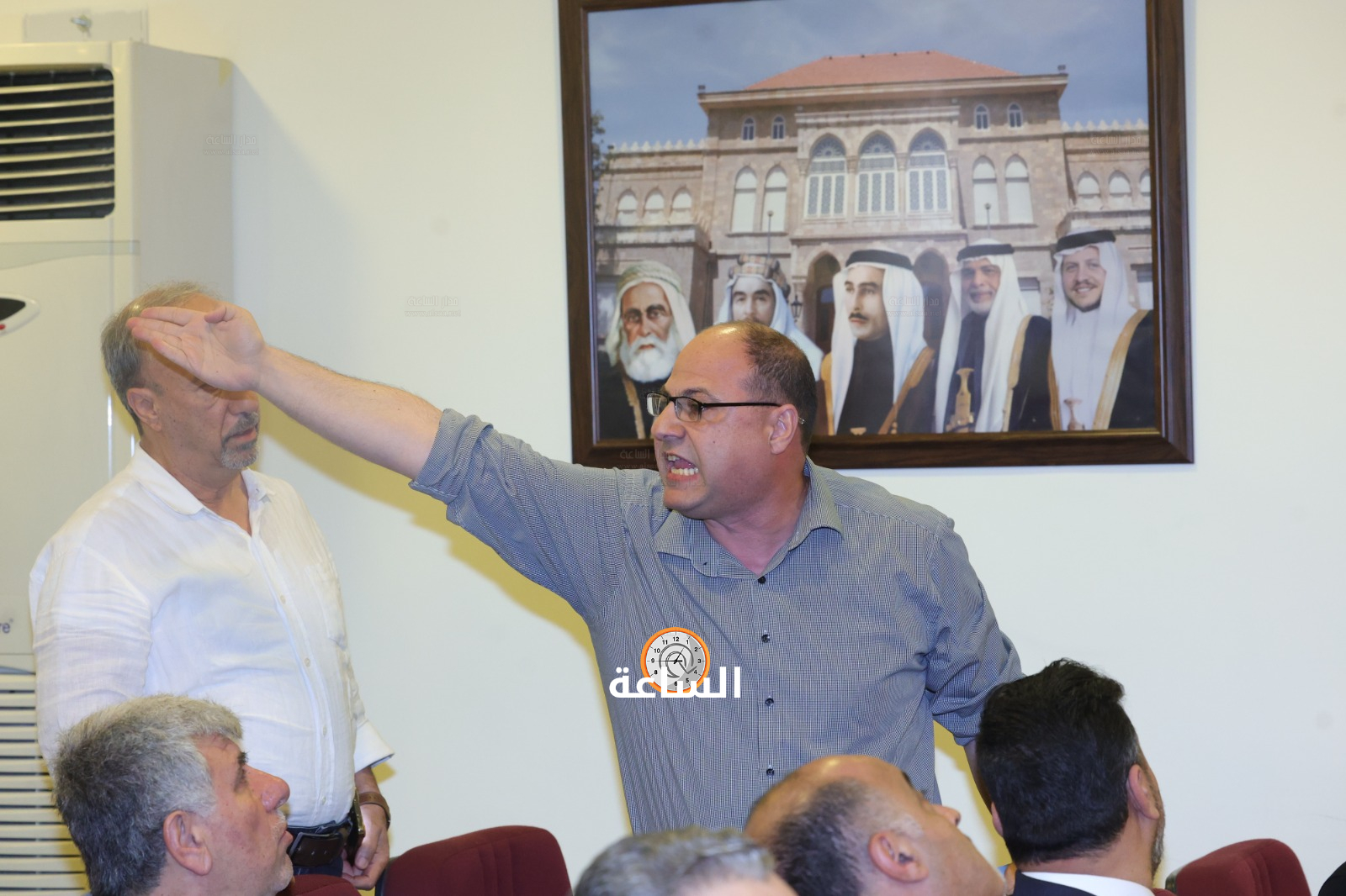 Madar Al-Saa Images 0.3813516991227318