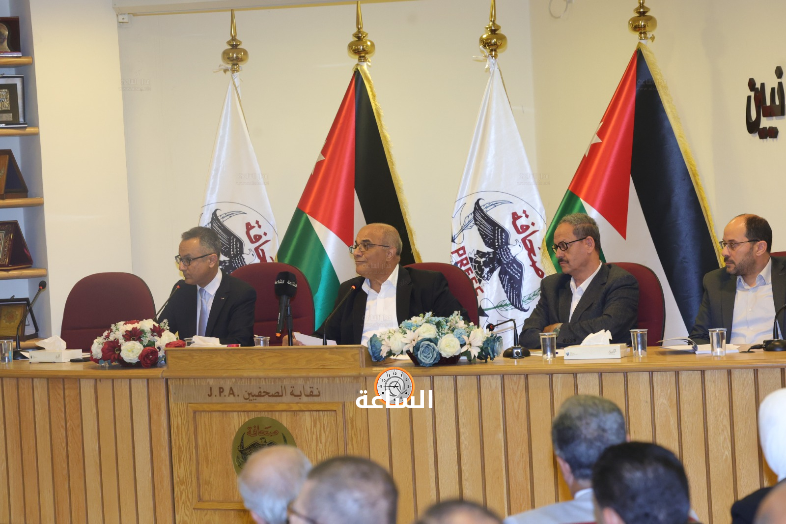 Madar Al-Saa Images 0.4501403558804613