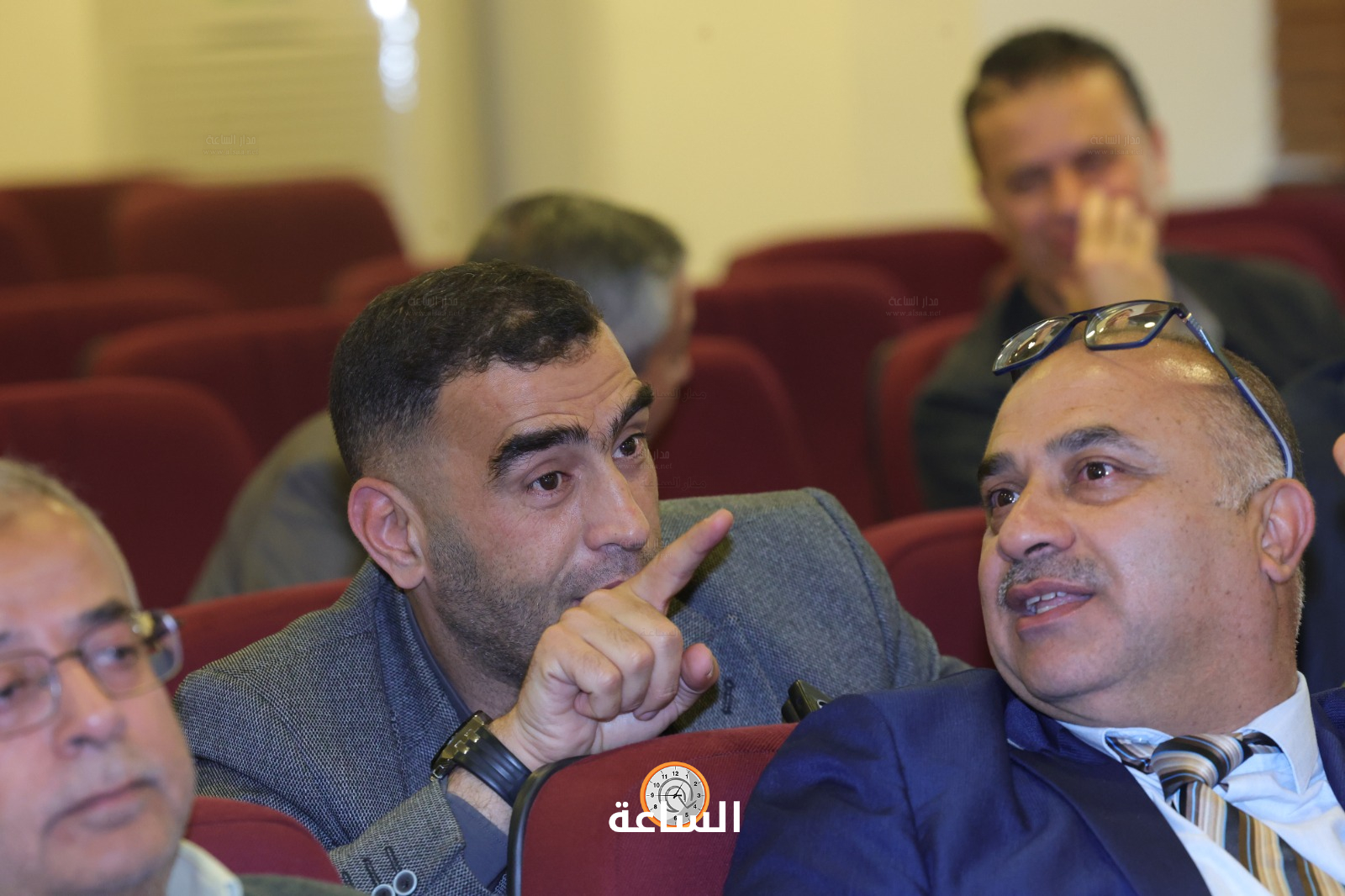 Madar Al-Saa Images 0.8789796941771788