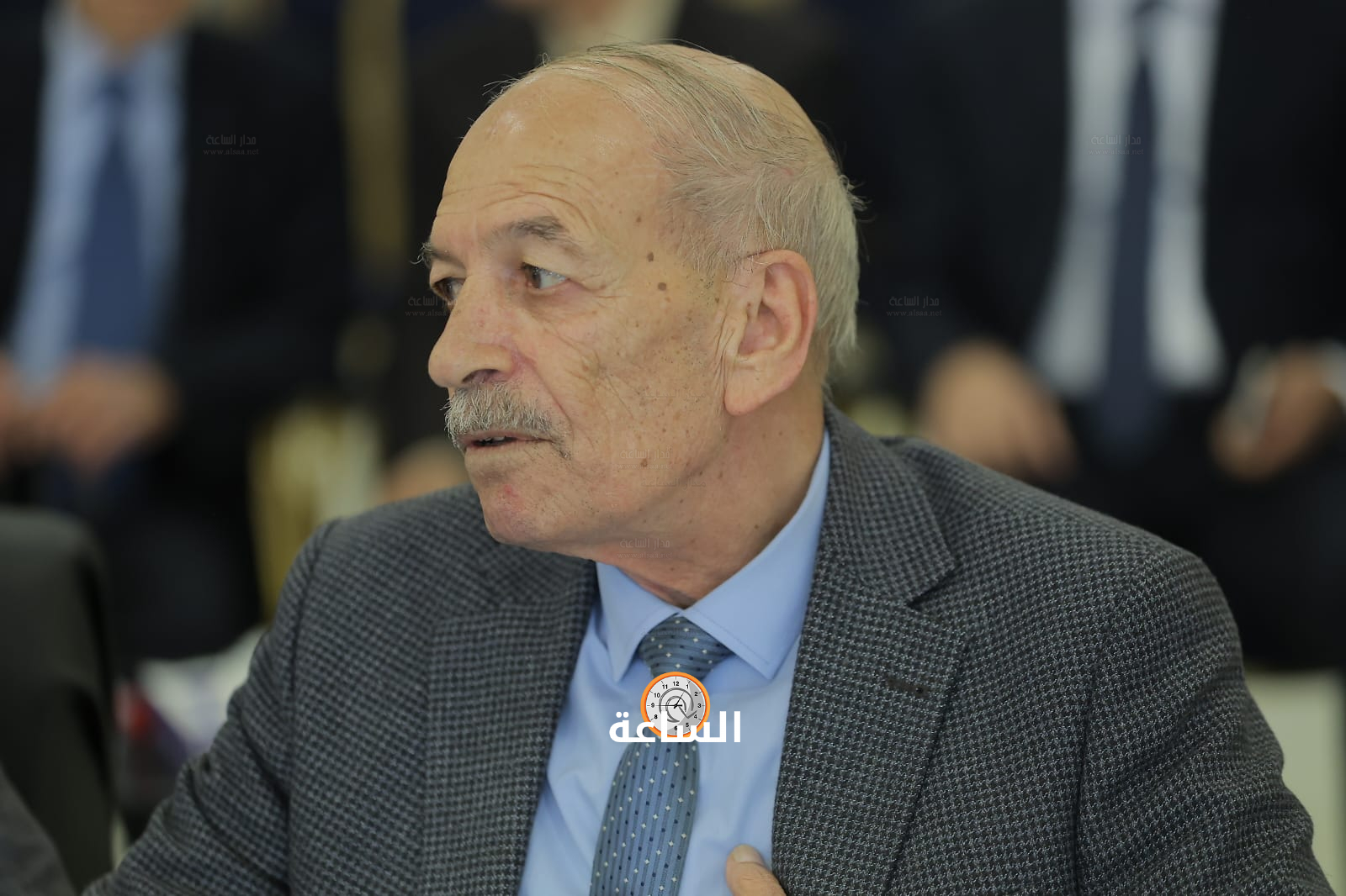 Madar Al-Saa Images 0.1243959193349321