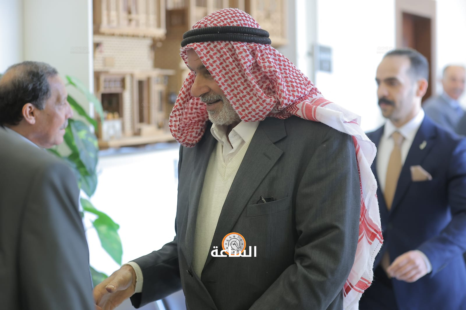 Madar Al-Saa Images 0.1398369577684334