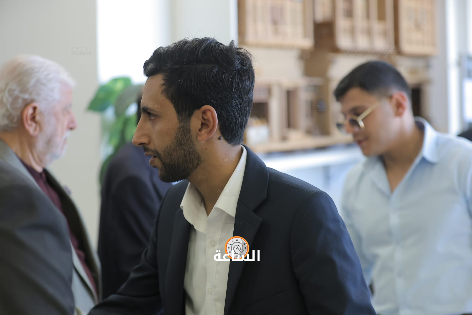 Madar Al-Saa Images 0.5791284312177912