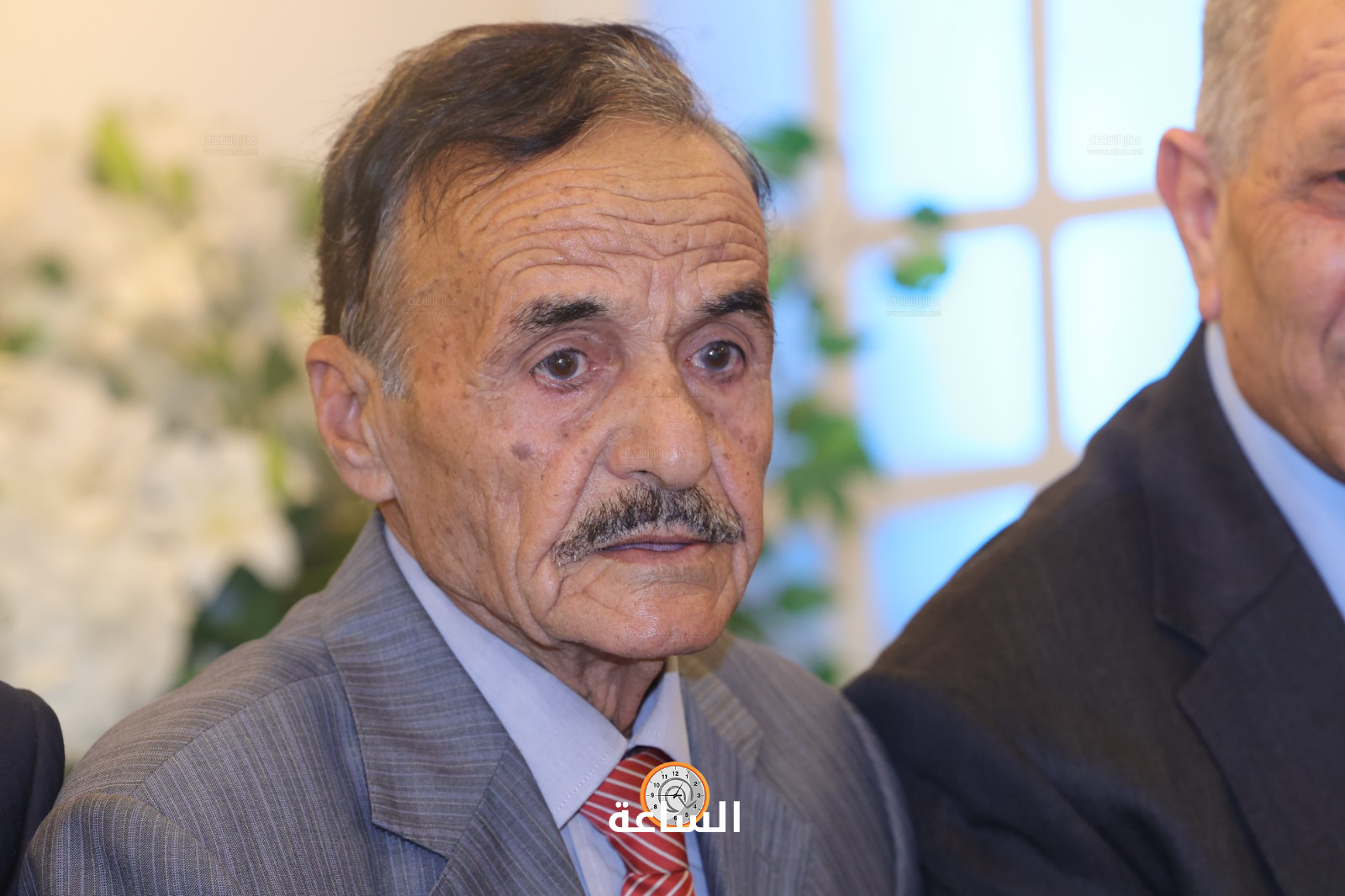 Madar Al-Saa Images 0.49856973125758763