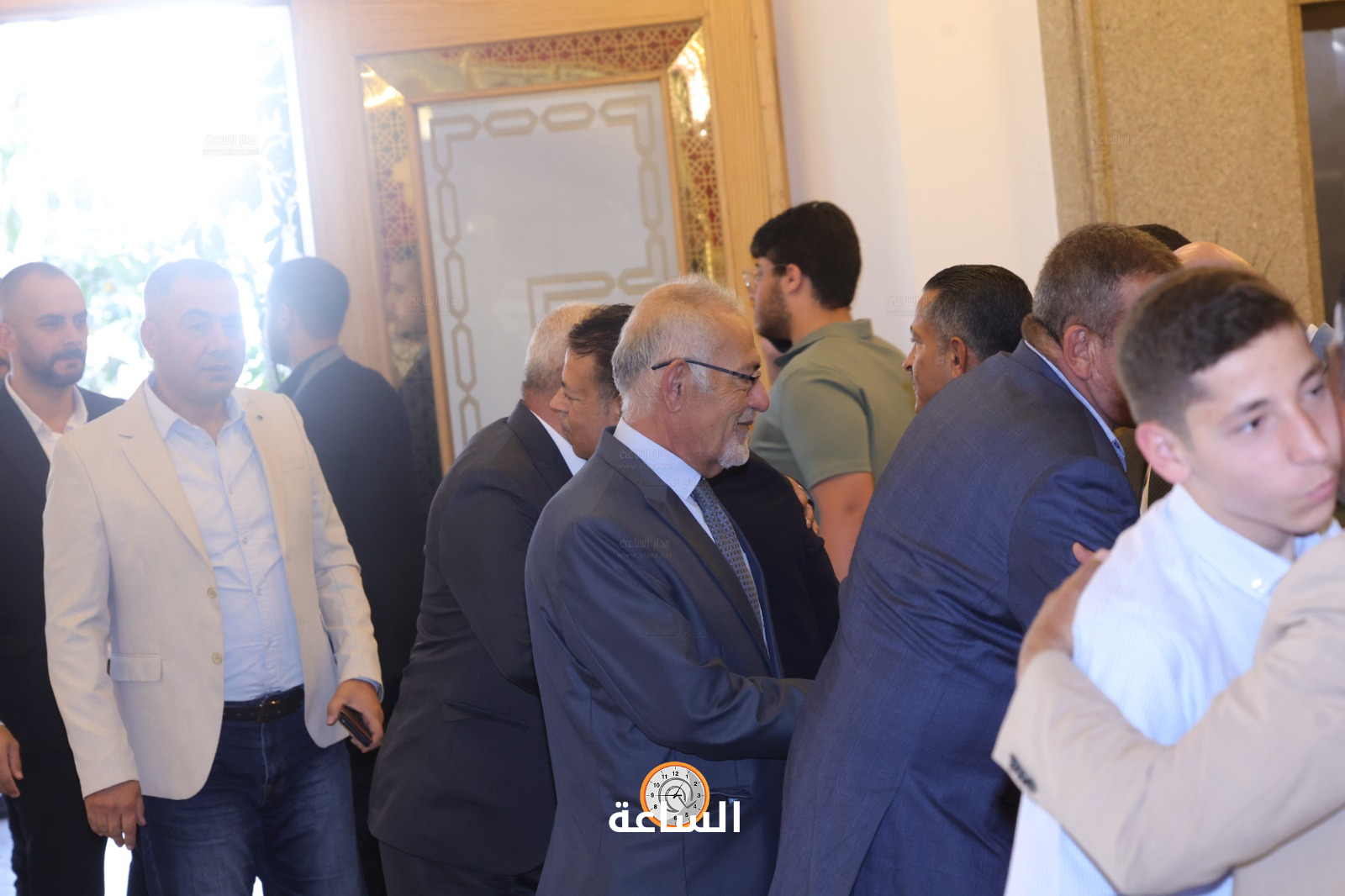 Madar Al-Saa Images 0.12473561733715499