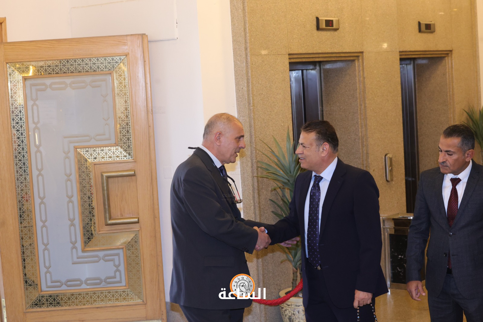 Madar Al-Saa Images 0.8074618763713685