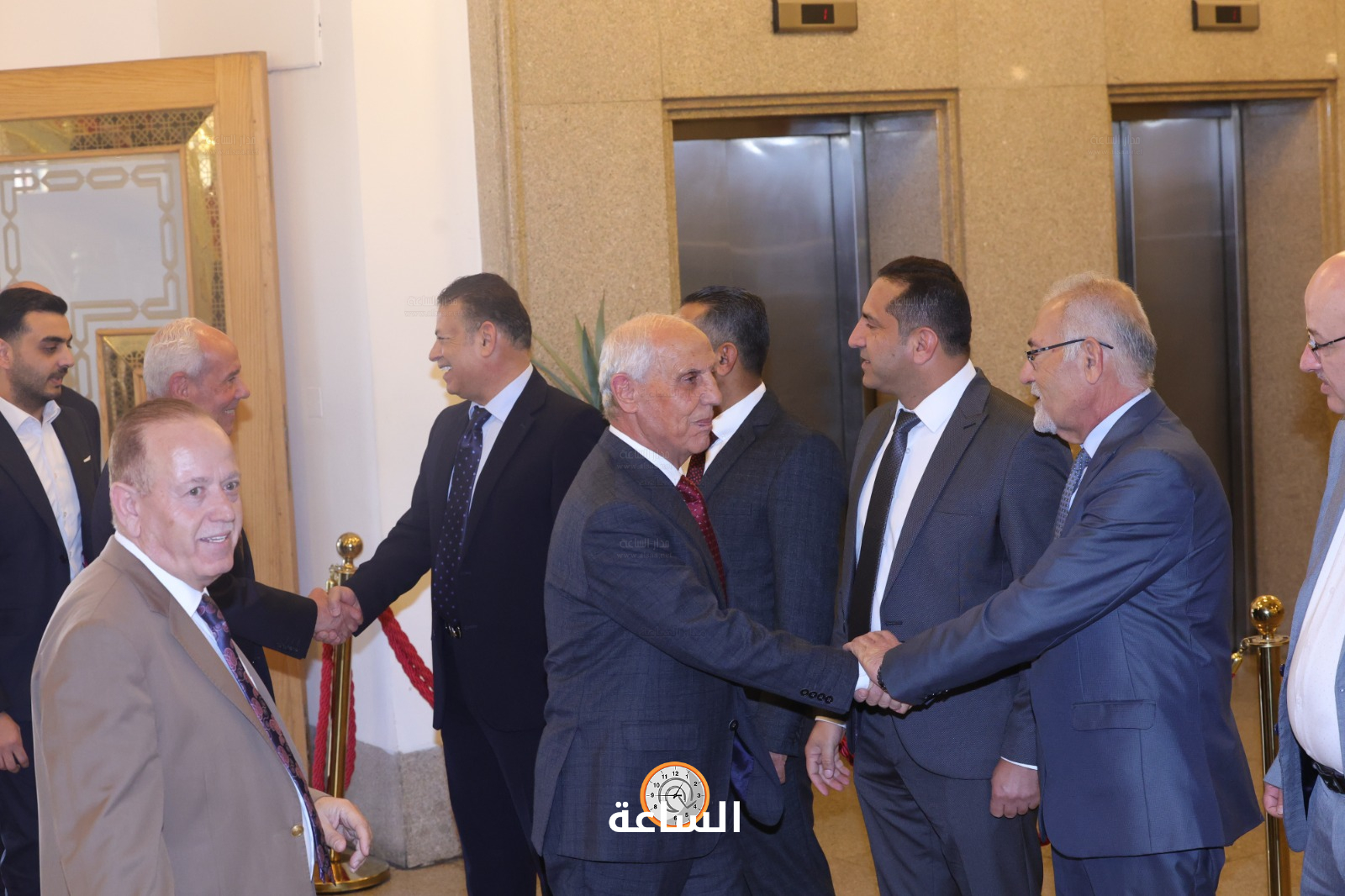 Madar Al-Saa Images 0.820689413485784