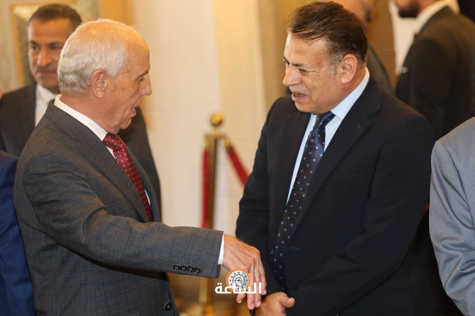 Madar Al-Saa Images 0.4610174421389841