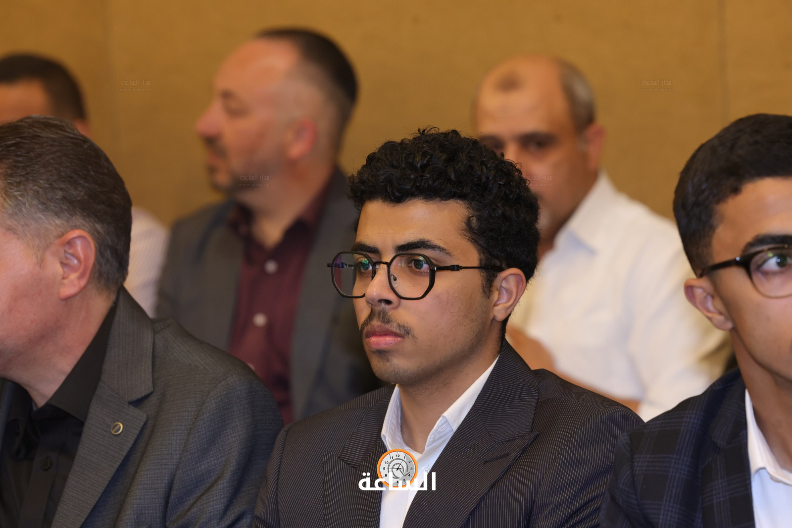 Madar Al-Saa Images 0.709811551435647