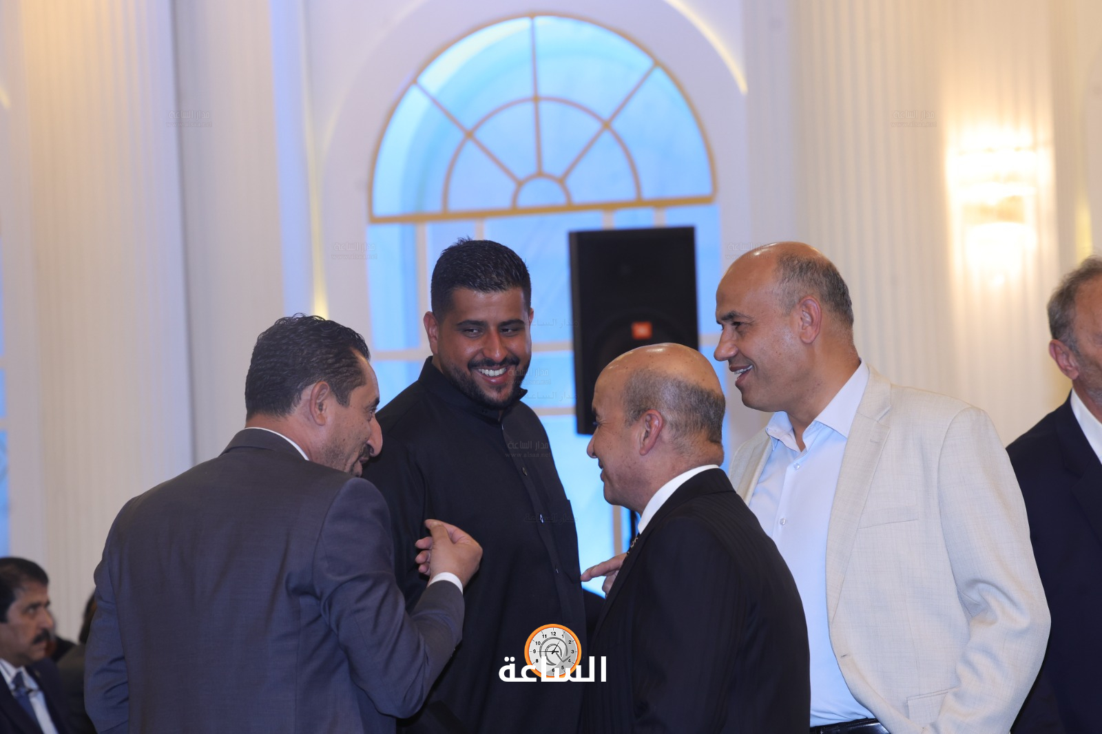 Madar Al-Saa Images 0.17256917793220938