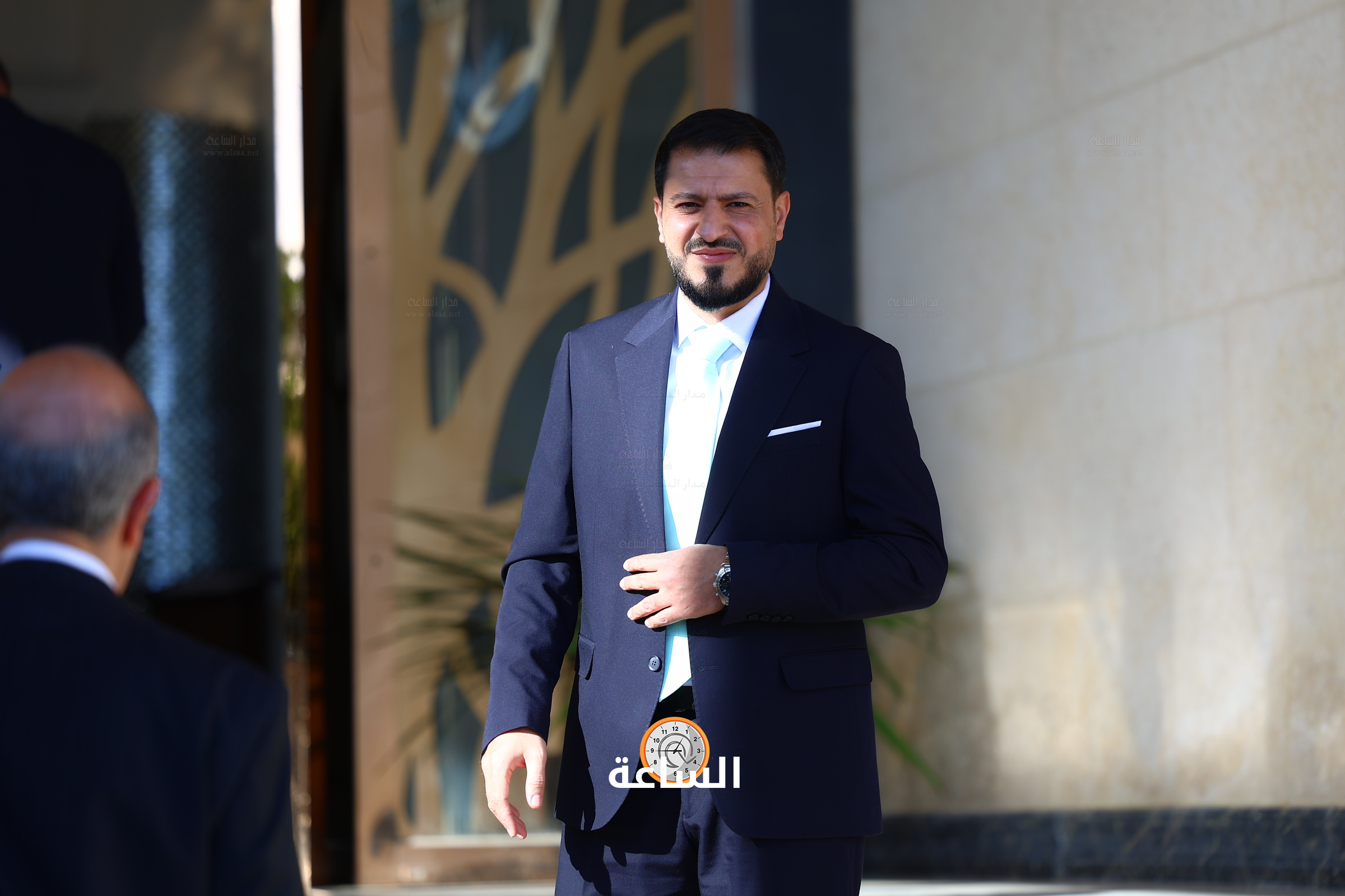 Madar Al-Saa Images 0.43271147998305315
