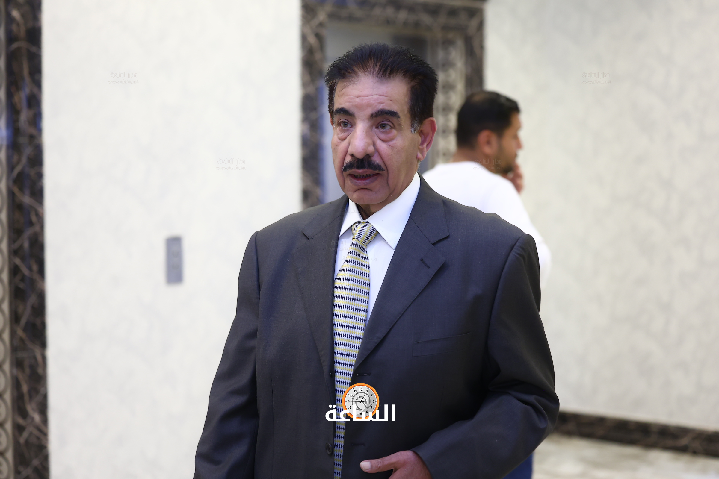 Madar Al-Saa Images 0.4863027340661318