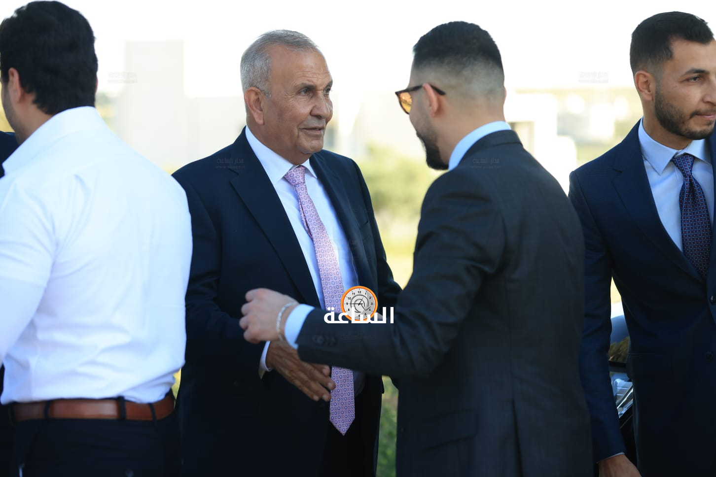 Madar Al-Saa Images 0.3299455628002578