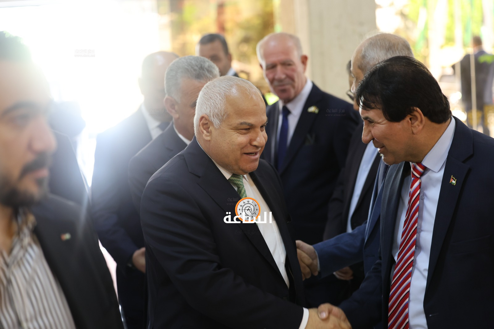 Madar Al-Saa Images 0.7940949451929257