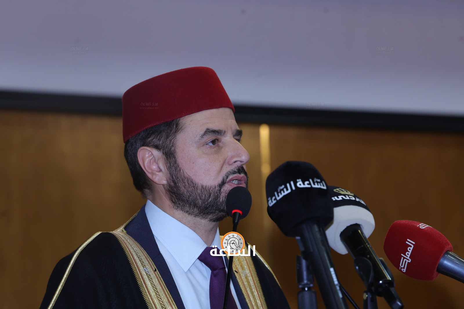 Madar Al-Saa Images 0.6933515616475293