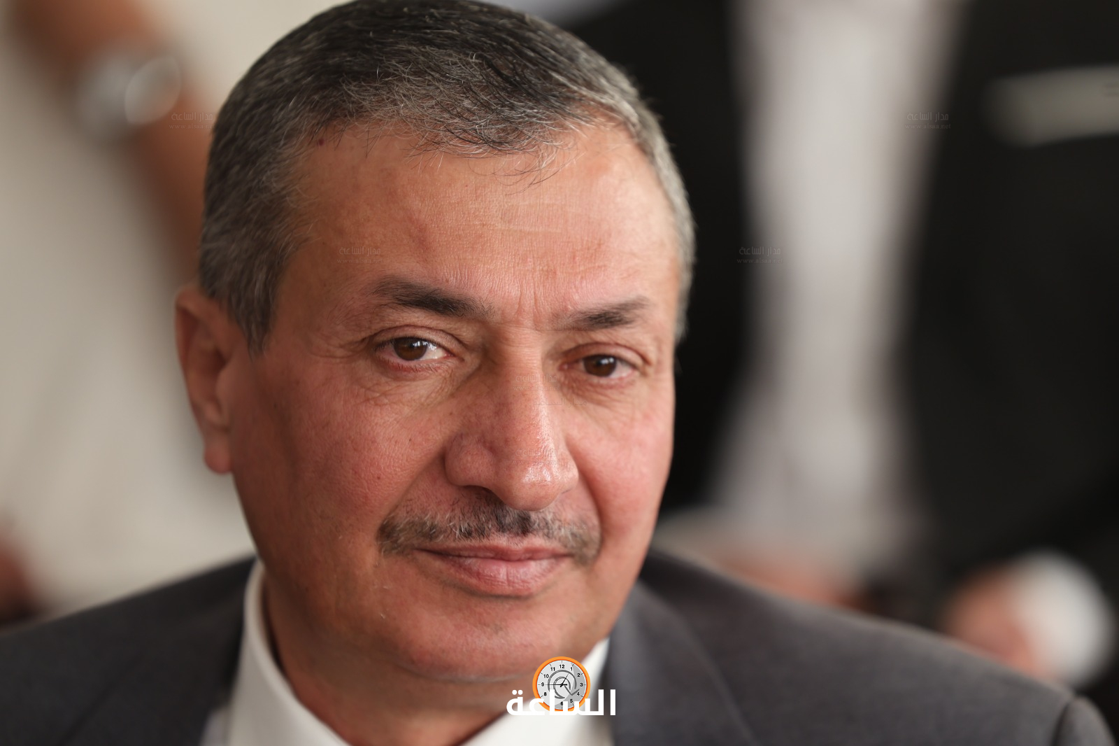 Madar Al-Saa Images 0.8700053253500145