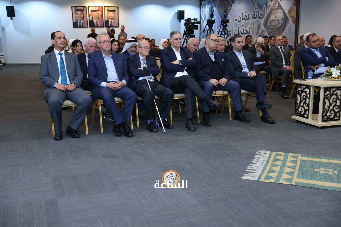 Madar Al-Saa Images 0.392360611620427