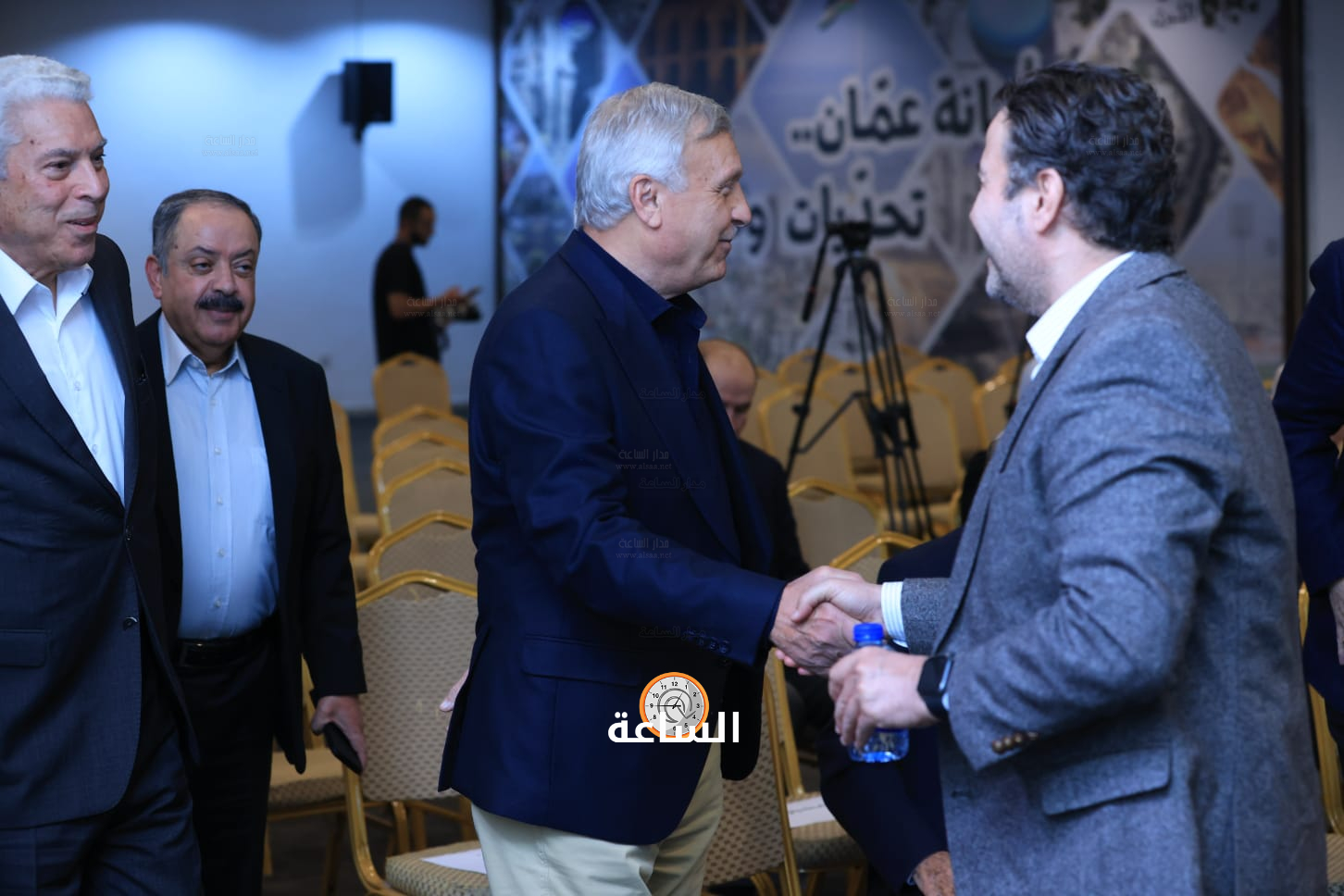 Madar Al-Saa Images 0.8793477366070537
