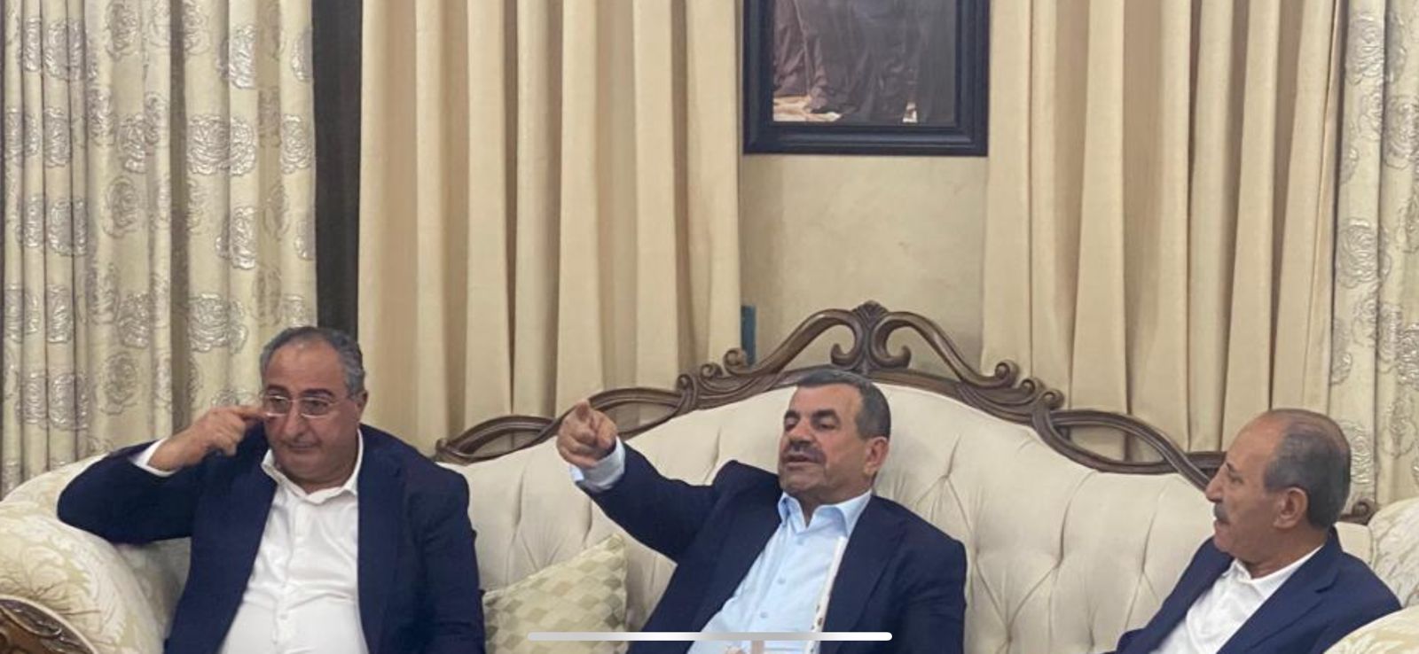 Madar Al-Saa Images 0.6990387911204837