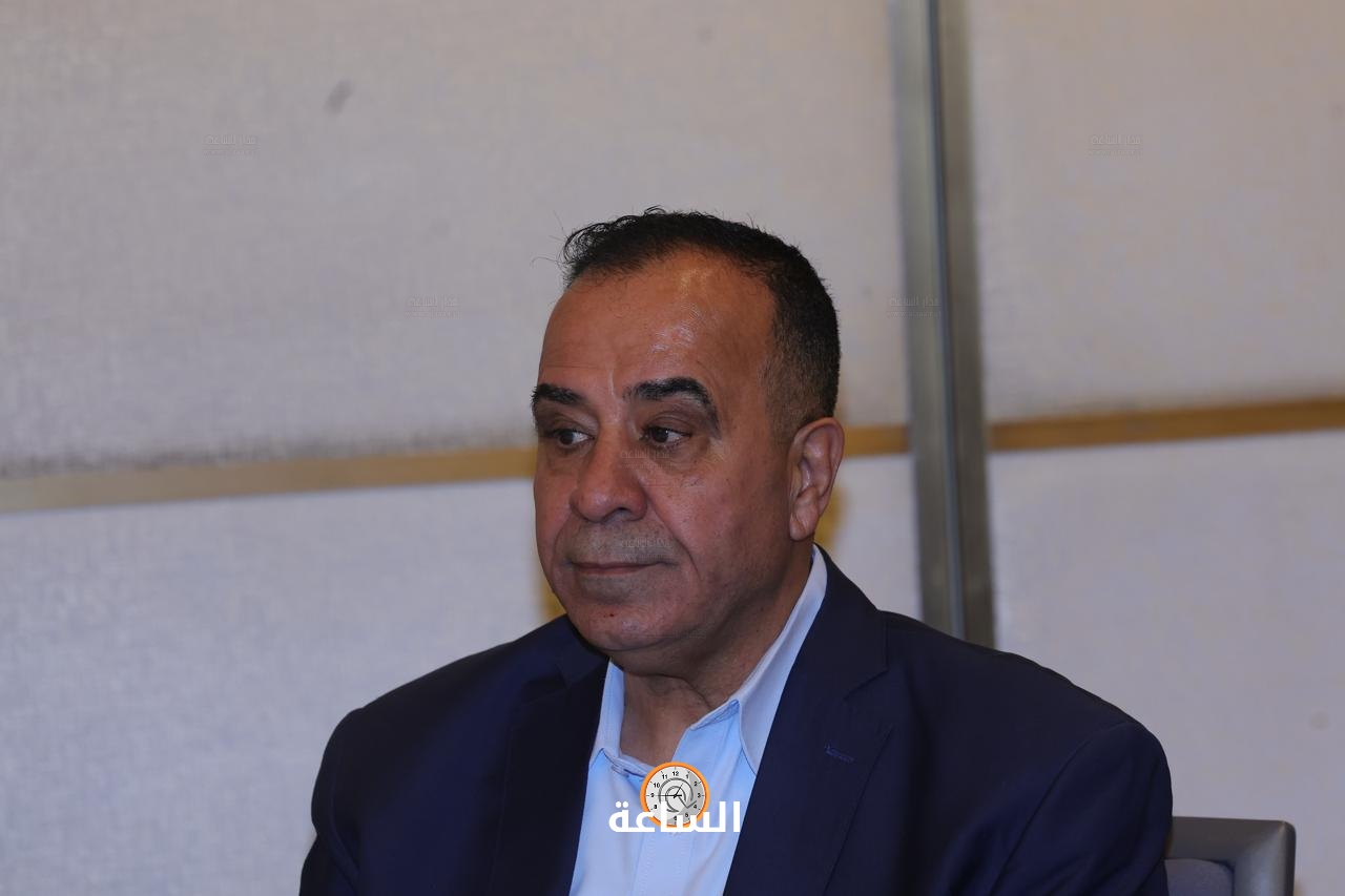 Madar Al-Saa Images 0.8753286980566991