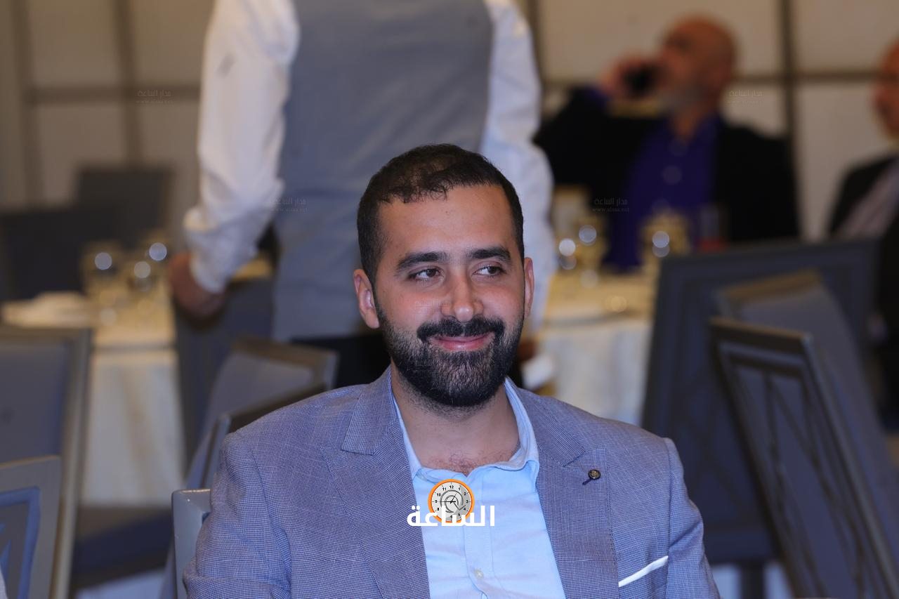 Madar Al-Saa Images 0.7269161356001423